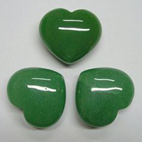 Cuarzo verde corazón mineral 3 cm