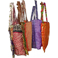 Bolsa para la compra hecha con tela de sari